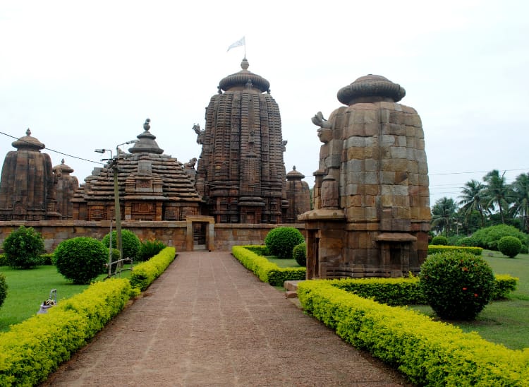 The Brahmeshwar Temple stands in a court yard flanked by four small shrines. It is richly carved inside and outside.